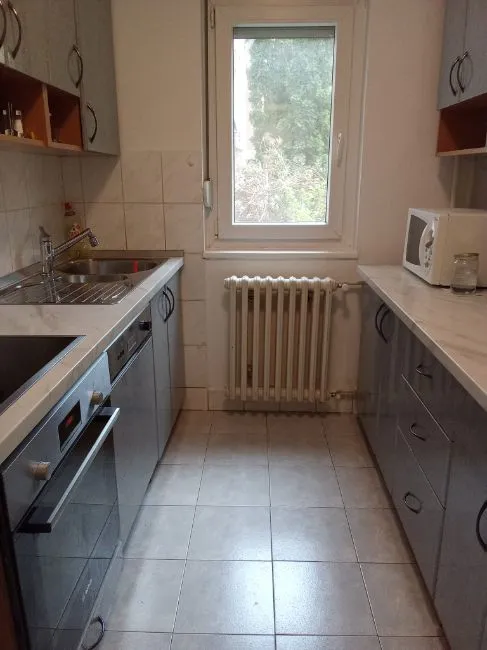 Nieruchomość komercyjna Na sprzedaż - 11077 Sumatovacka Vracar Beograd stan sa stanarima RS Image 5