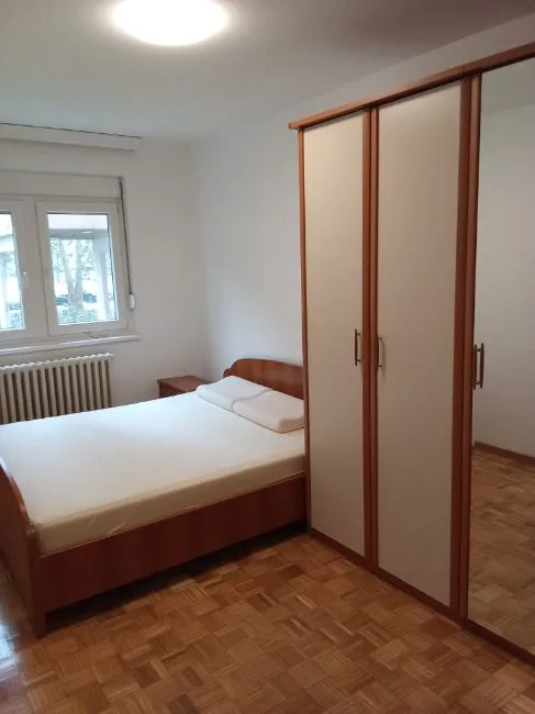 Nieruchomość komercyjna Na sprzedaż - 11077 Sumatovacka Vracar Beograd stan sa stanarima RS Image 7